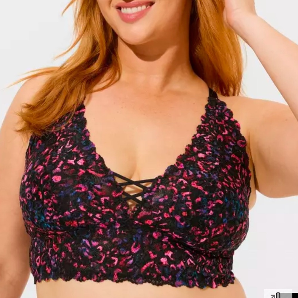 NWT Torrid XO Front Lace Bralette Size 6
